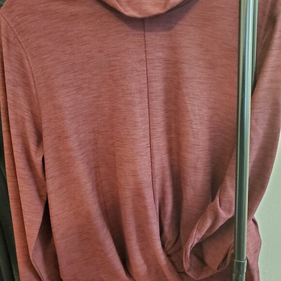 Old Navy + North Face Long Sleeve Active Shirts XL - Picture 13 of 15